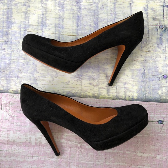 Gucci Shoes - Gucci 269703 38.5 Black Suede Pumps Heels Classic
